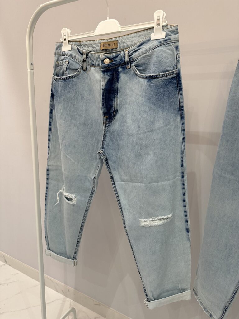 JEANS SKY - immagine 4